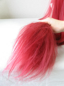 ちぢれたウィッグをストレートに戻す（ヘアアイロン使用）