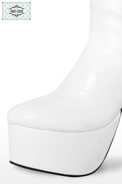 美脚プレーンブーツ 厚底13cm 白